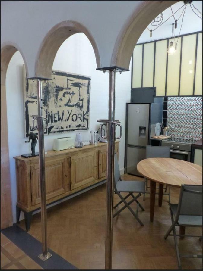 Loustalet D'Aix Apartment Aix-en-Provence Bagian luar foto